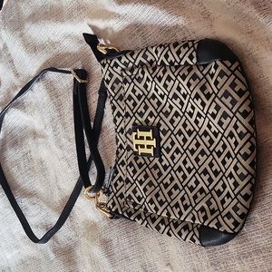 Tommy Hilfiger Crossbody Purse